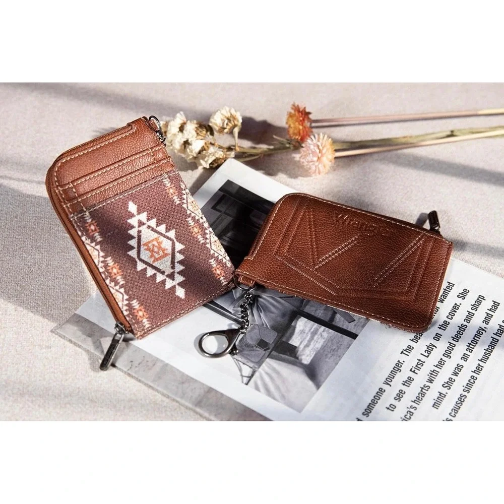 Wrangler Card Holder Wallet Womens OS Brown Southwestern Tribal Print Zipper New